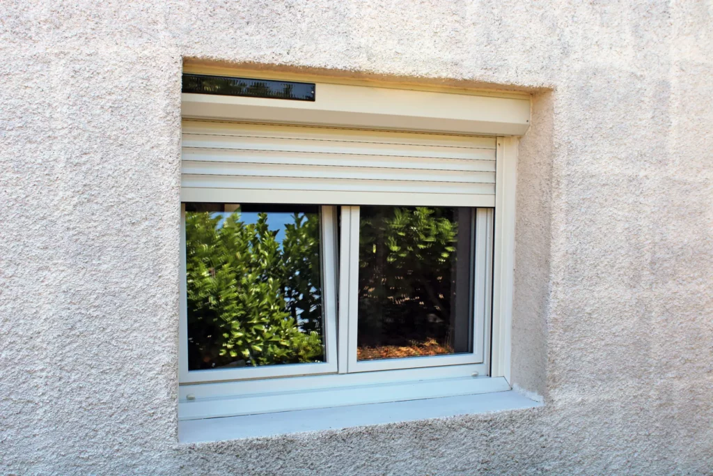 Volet roulant solaire